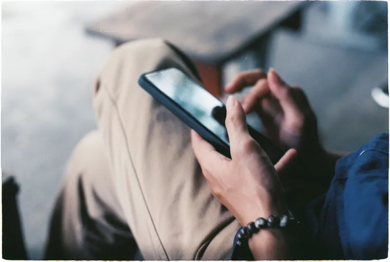 Two Seconds Flat: Why Your Brand Needs to Move Before It Speaks